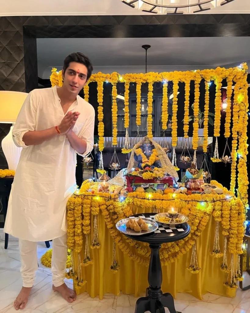 Ahaan Panday Biography: Age, Gf, Height, Family, Movies & More 5 Ahaan Panday Biography Age, Gf, Height, Family, Movies & More