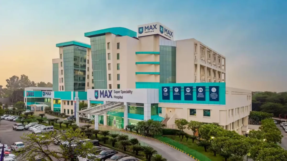 Max Super Specialty Hospital Saket New Delhi, one of the best private hospitals in India offering advanced tertiary care across specialties